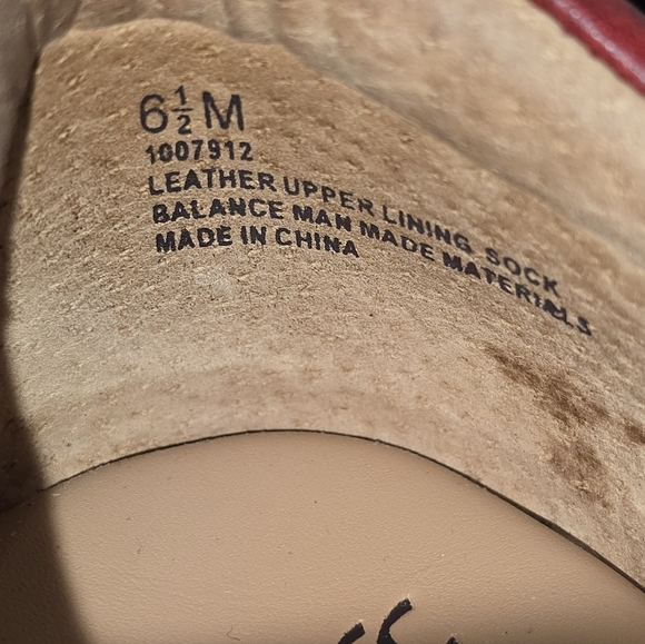 Sofft Red Leather And Suede Slip On Shoe with Velcro Strap Womens Size 6.5 EUC - Picture 7 of 7